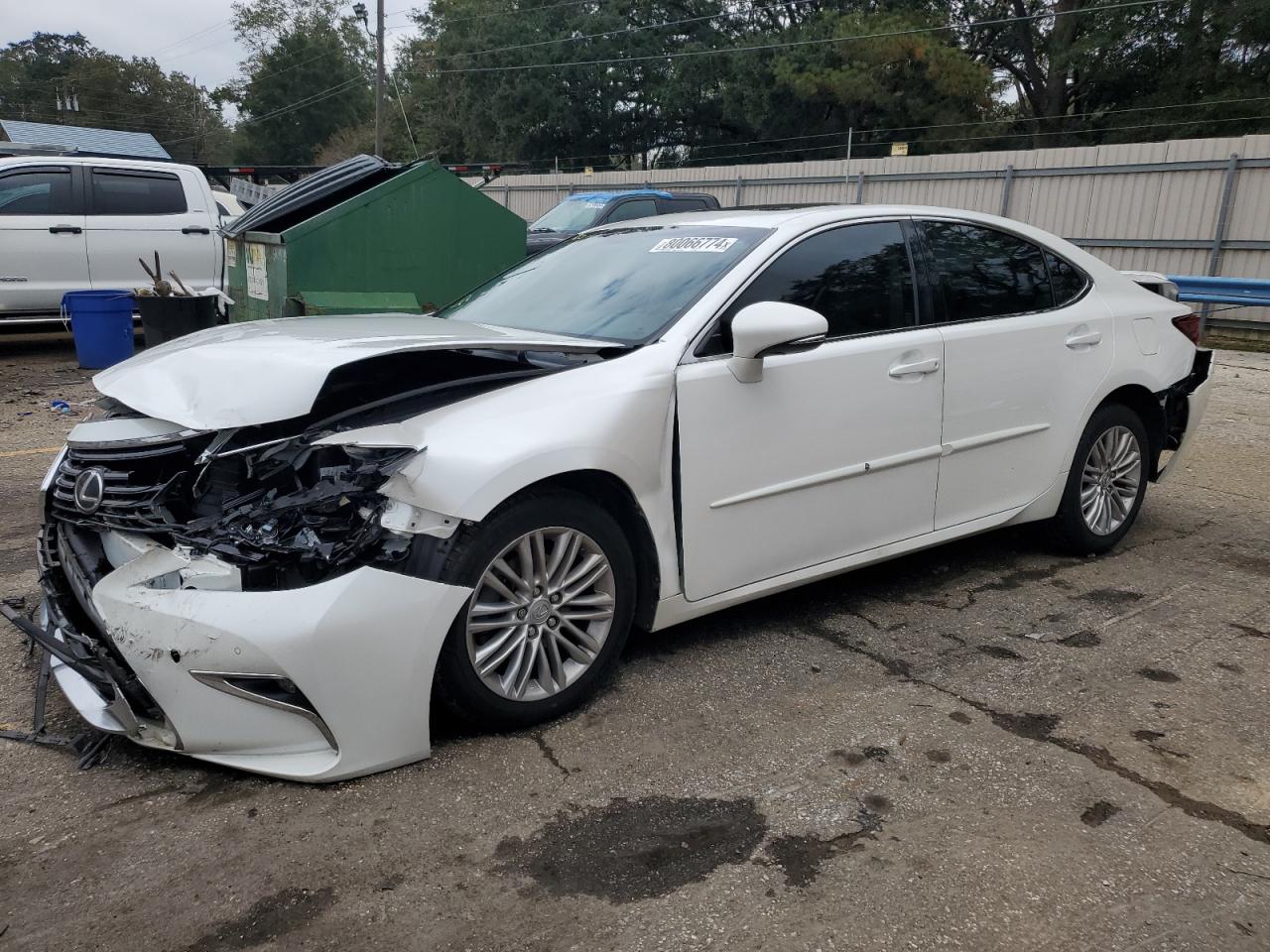 2016 Lexus ES VIN JTHBK1GG6G2223815