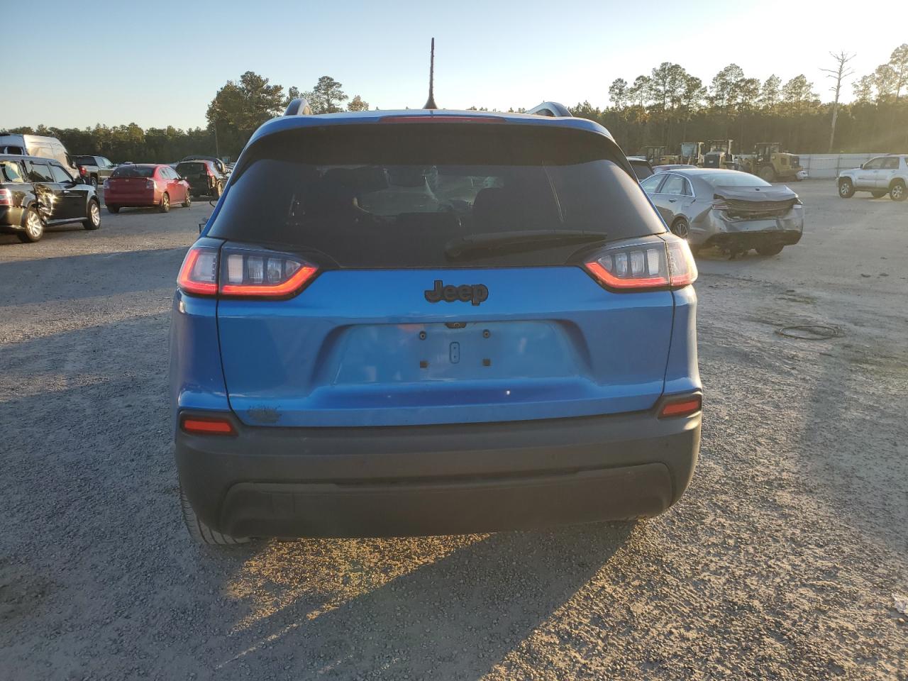 2020 Jeep Grand Cherokee VIN 1C4PJLLB5LD649929 Copart auction photo, front end damage thumbnail 6