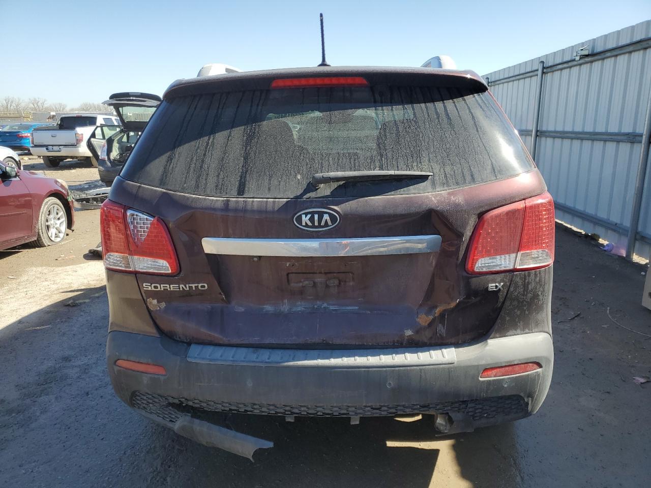 2013 KIA Sorento VIN 5XYKU3A60DG337348 Copart auction photo, rear end damage thumbnail 6