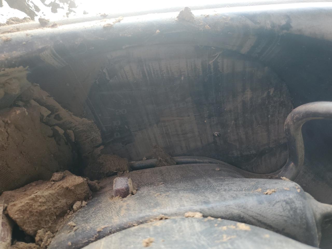 1998 Chevrolet Express VIN 1GBFG15R6W1001860 Copart auction photo, water/flood damage thumbnail 9