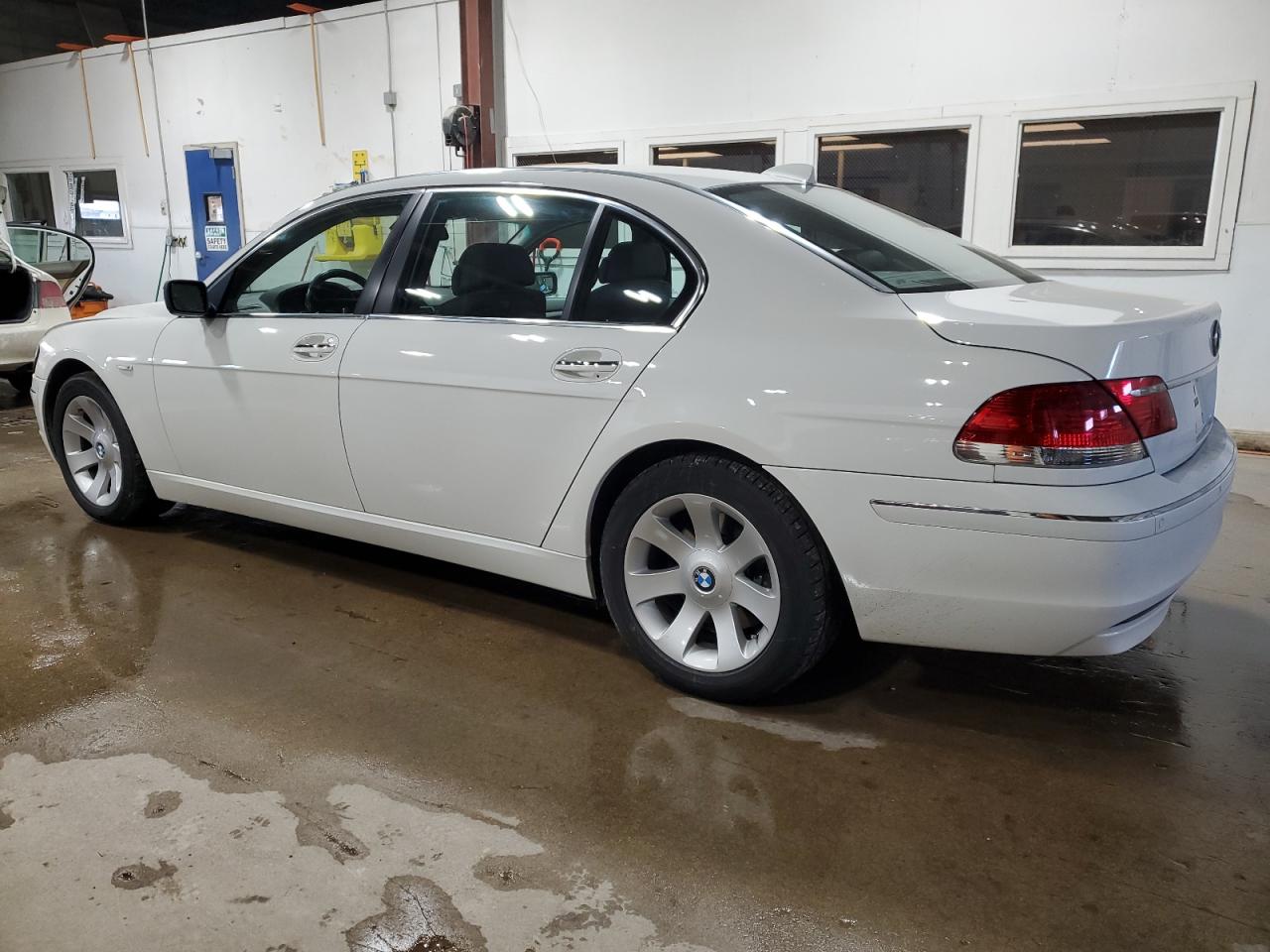 2006 BMW 7er VIN WBAHN83556DT31858 Copart auction photo, front end damage thumbnail 2