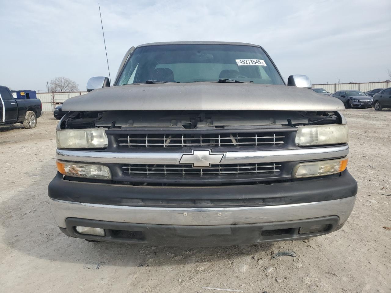 2002 Chevrolet Silverado VIN 2GCEC19T421264393 Copart auction photo, front end / side damage thumbnail 5