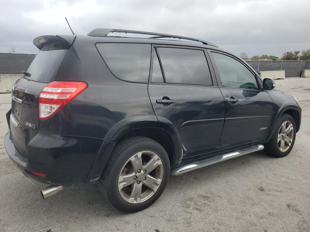 2011 Toyota RAV 4 VIN JTMWF4DV3B5037376 Copart auction photo, rear end damage thumbnail 3