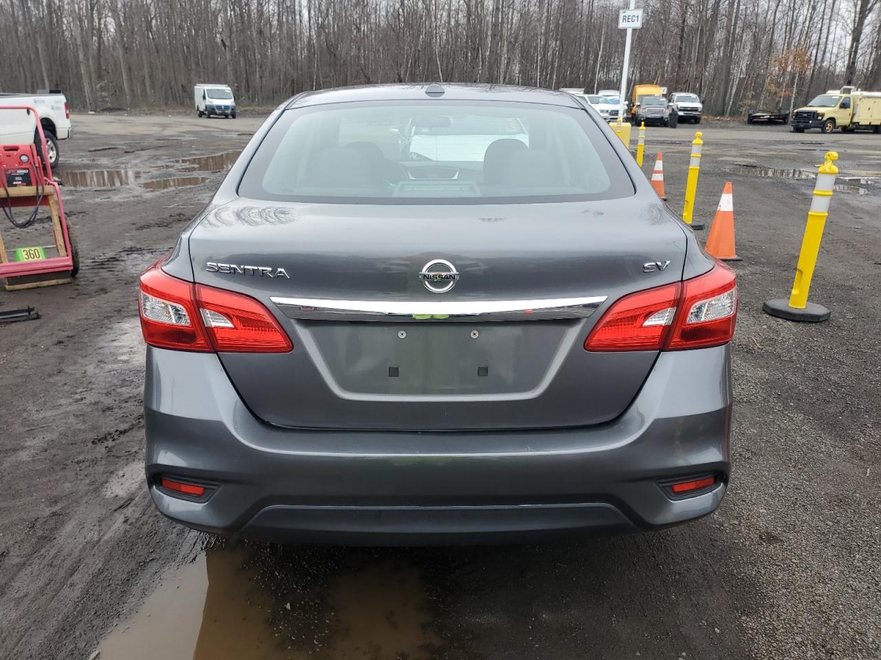 2018 Nissan Sentra VIN 3N1AB7AP3JL620108 Copart auction photo, side / minor dent/scratches damage thumbnail 6