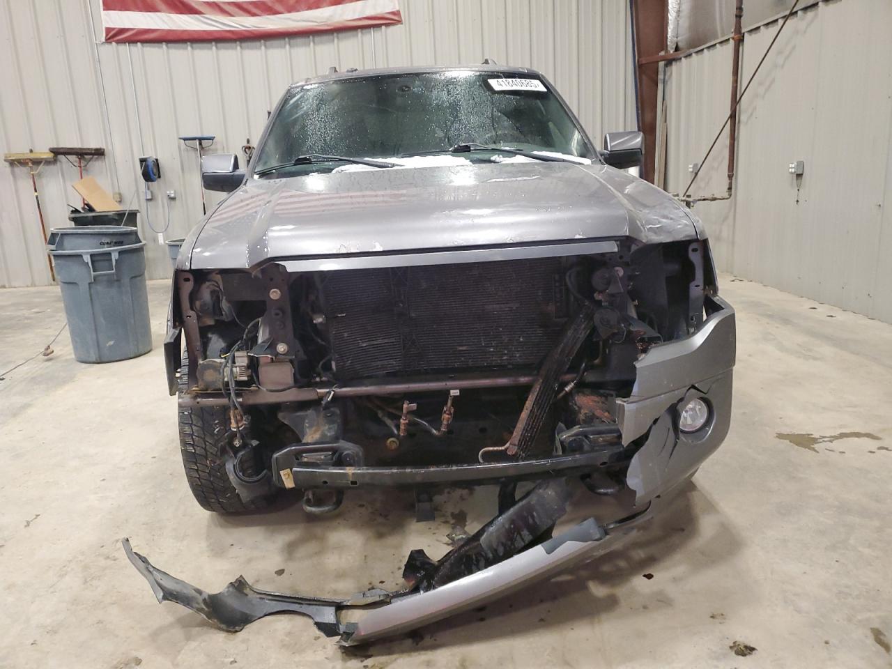 2010 Ford Expedition VIN 1FMJU2A57AEB48208 Copart auction photo, front end damage thumbnail 5