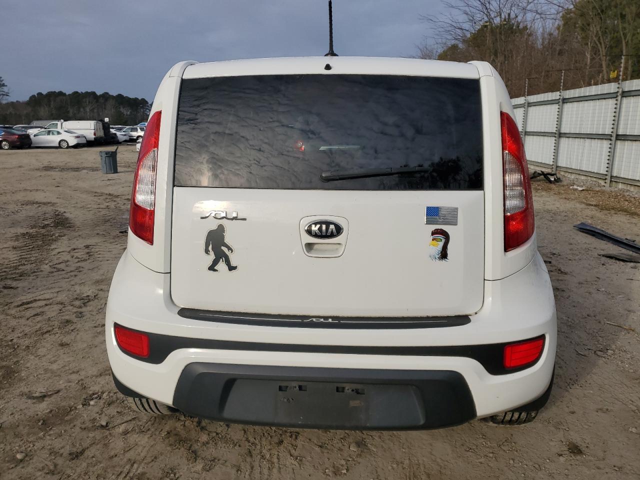 2013 KIA Soul VIN KNDJT2A52D7580074 Copart auction photo, front end / side damage thumbnail 6