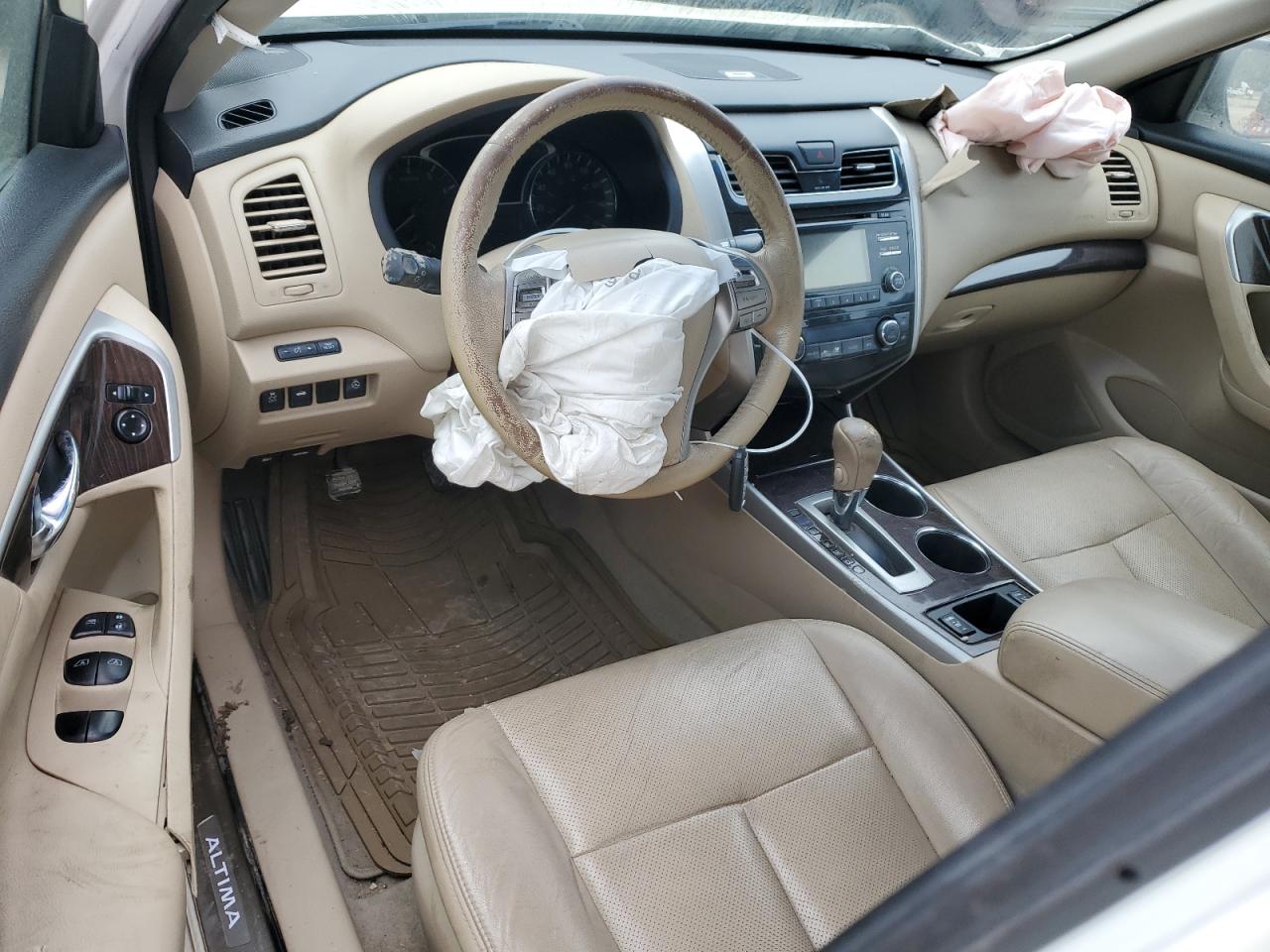2014 Nissan Altima VIN 1N4AL3AP2EN235640 Copart auction photo, all over damage thumbnail 8