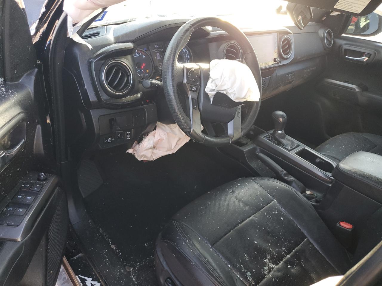 2020 Toyota Tacoma VIN 5TFCZ5AN3LX236678 Copart auction photo, all over damage thumbnail 8