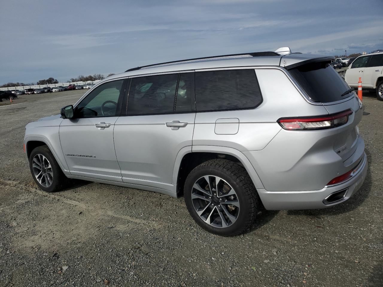 2021 Jeep Grand Cherokee VIN 1C4RJKDG4M8132340 Copart auction photo, front end damage thumbnail 2