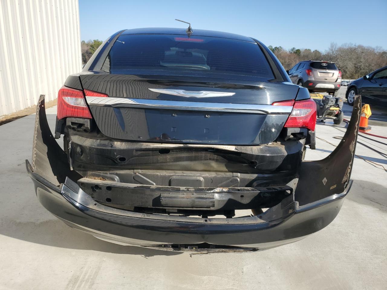 2013 Chrysler 200 VIN 1C3CCBBB6DN722911 Copart auction photo, rear end damage thumbnail 6