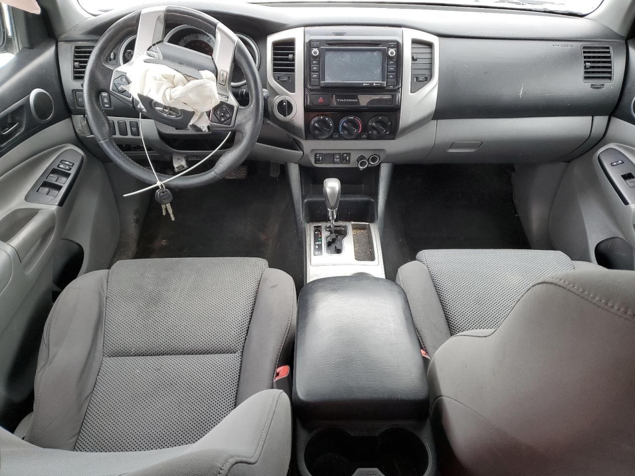 2015 Toyota Tacoma VIN 5TFMU4FN3FX030822 Copart auction photo, front end / mechanical damage thumbnail 8