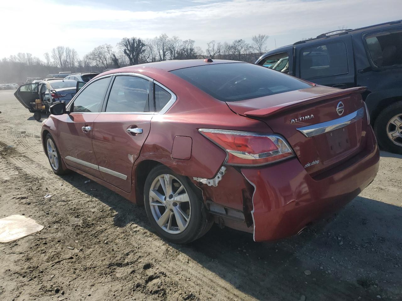 2015 Nissan Altima VIN 1N4AL3AP8FN357095 Copart auction photo, rear end damage thumbnail 2