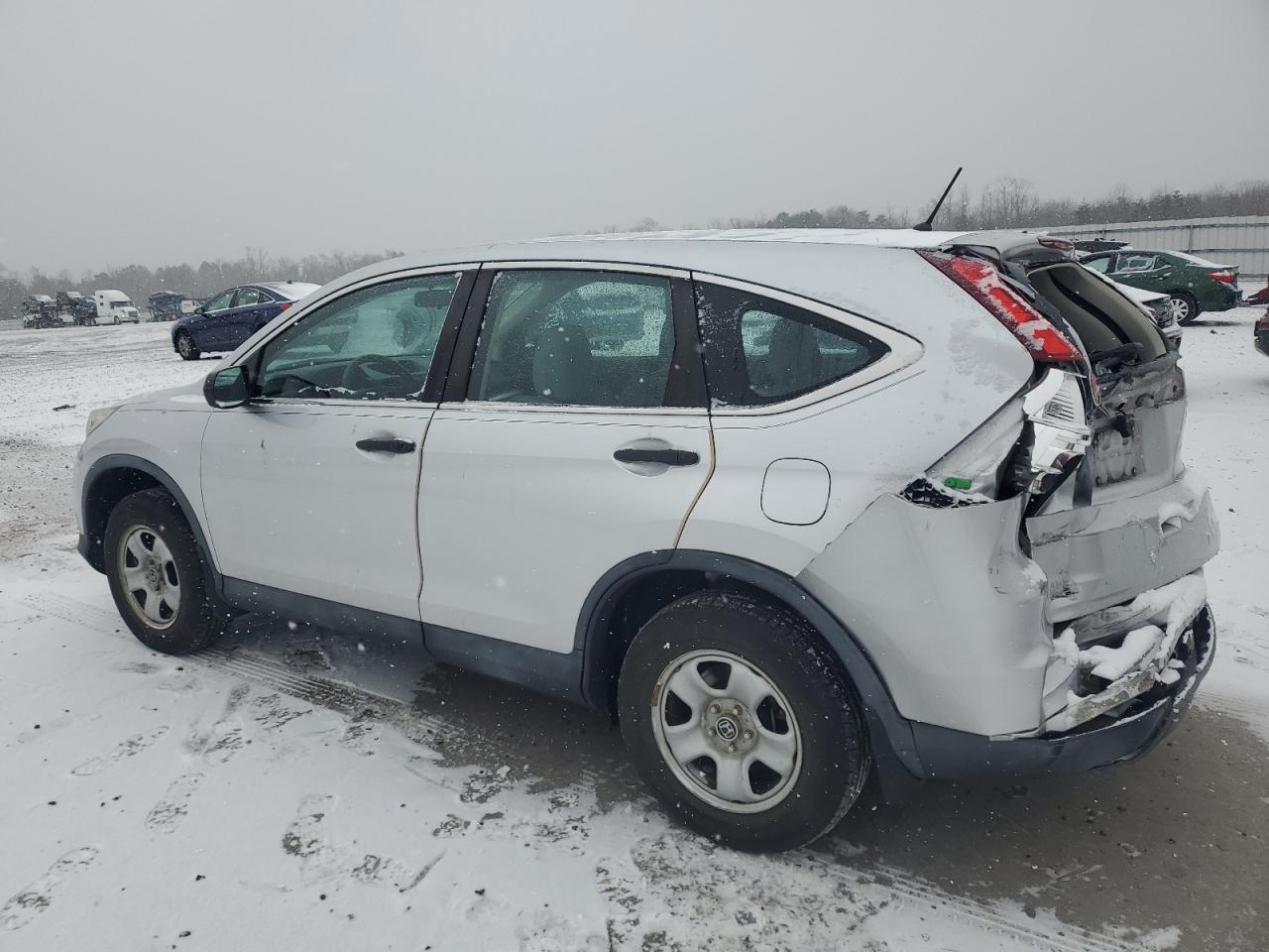 2016 Honda CR-V VIN 2HKRM4H3XGH694274 Copart auction photo, rear end / minor dent/scratches damage thumbnail 2