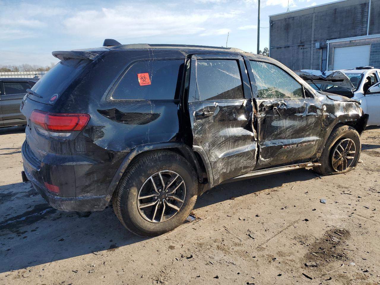 2019 Jeep Grand Cherokee VIN 1C4RJFLG7KC823624 Copart auction photo, all over damage thumbnail 3