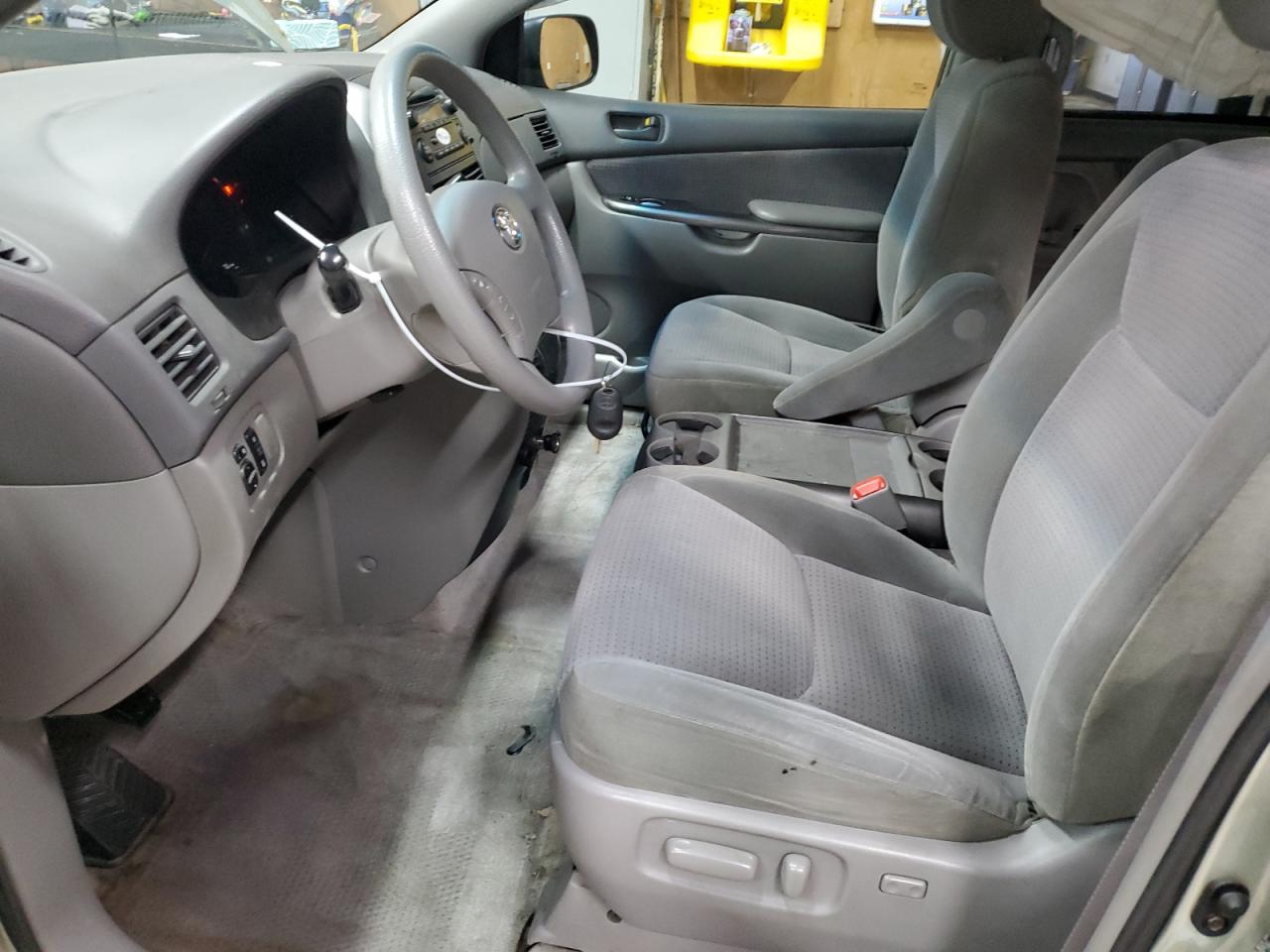 2006 Toyota Sienna VIN 5TDZA23C86S390017 Copart auction photo, rear end / side damage thumbnail 7