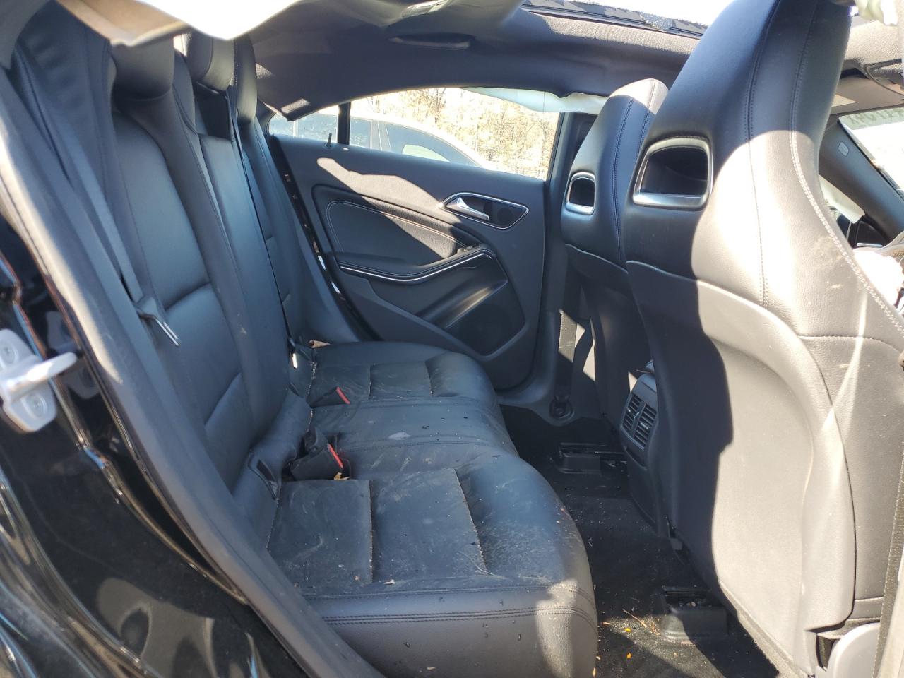 2014 Mercedes-Benz CLA-klasse VIN WDDSJ4EB0EN049495 Copart auction photo, rollover damage thumbnail 11