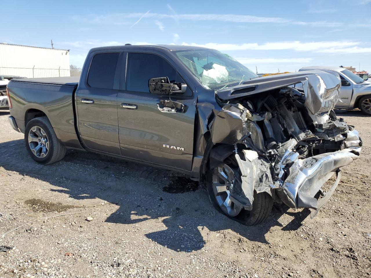 2019 RAM 1500 VIN 1C6SRFBT2KN918161 Copart auction photo, front end / side damage thumbnail 4