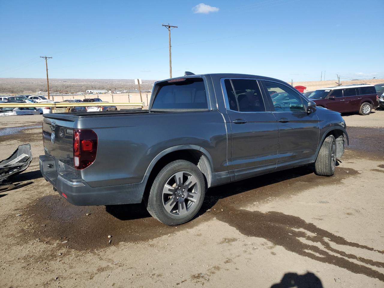 2017 Honda Ridgeline VIN 5FPYK2F61HB008598 Copart auction photo, front end damage thumbnail 3