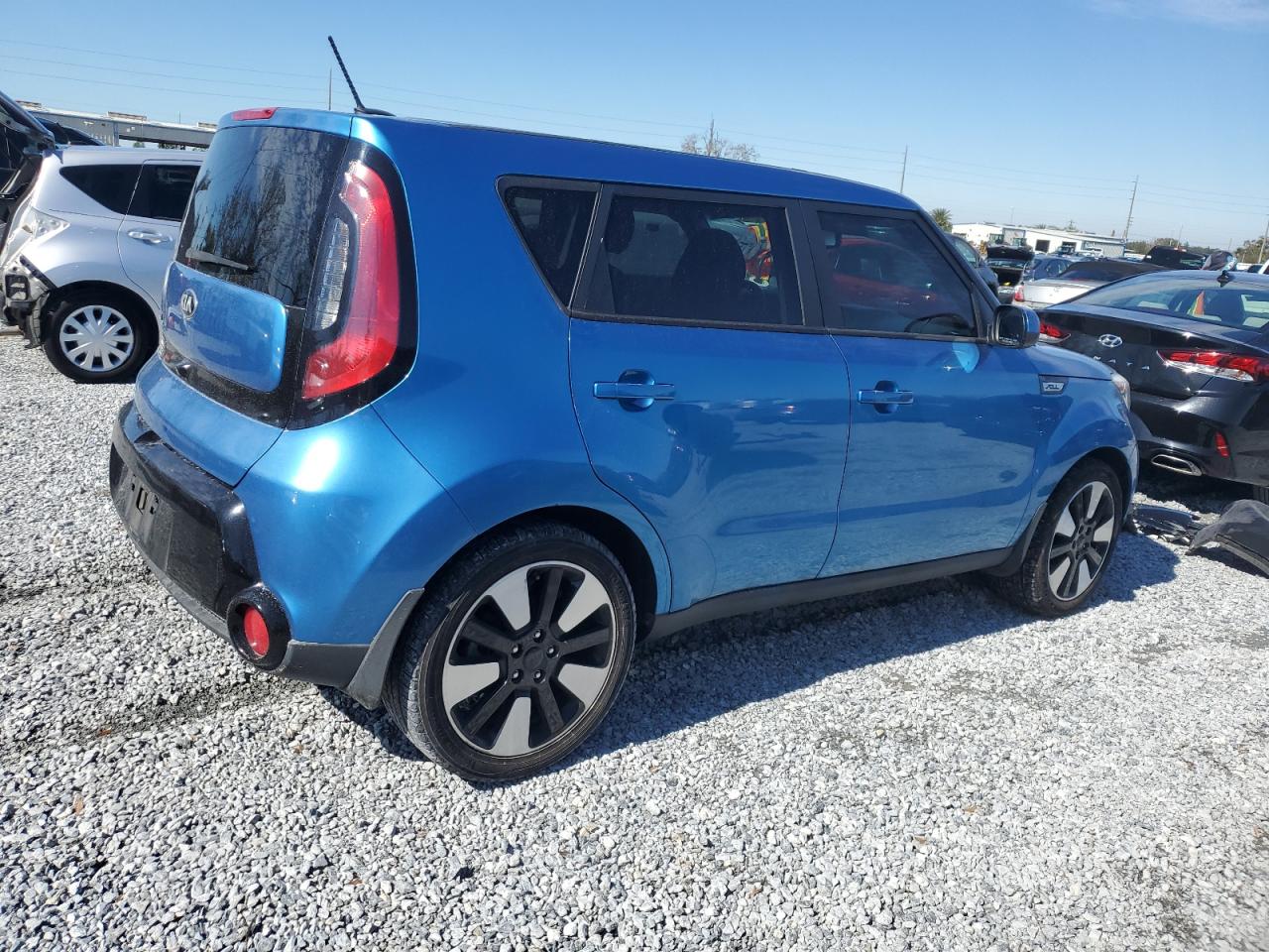 2016 KIA Soul VIN KNDJP3A59G7402855 Copart auction photo, front end damage thumbnail 3
