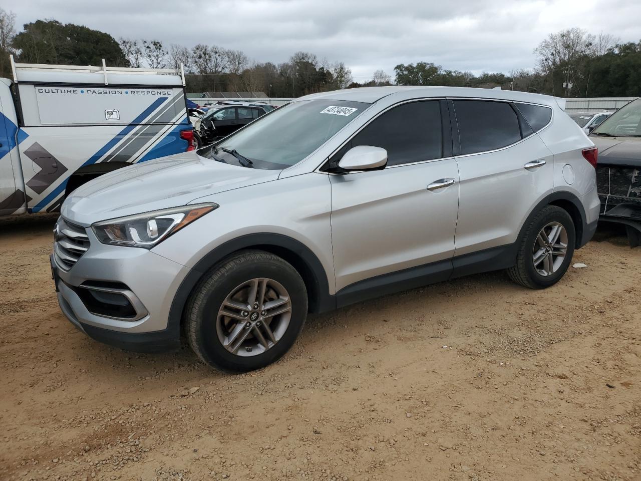 2017 Hyundai Santa Fe VIN 5XYZTDLB7HG438801