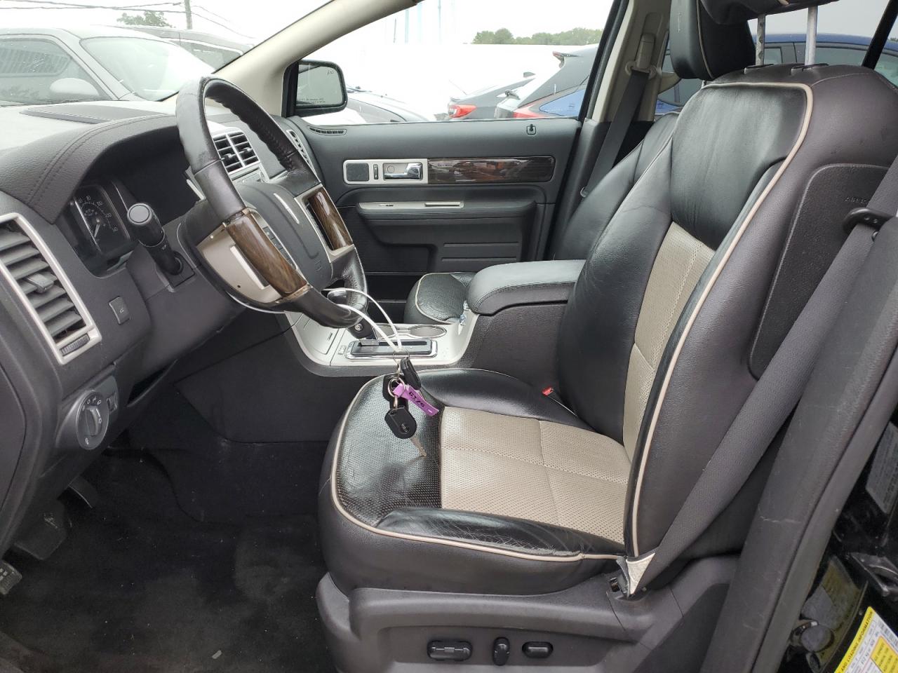 2008 Lincoln MKX VIN 2LMDU88C88BJ34719 Copart auction photo, water/flood / minor dent/scratches damage thumbnail 7