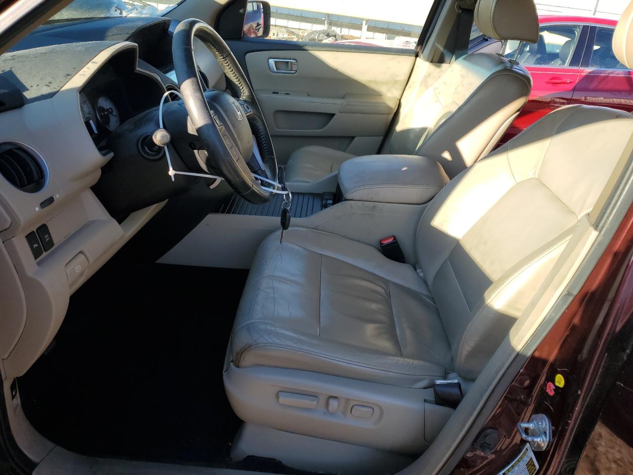 2011 Honda Pilot VIN 5FNYF3H97BB015685 Copart auction photo, all over damage thumbnail 7