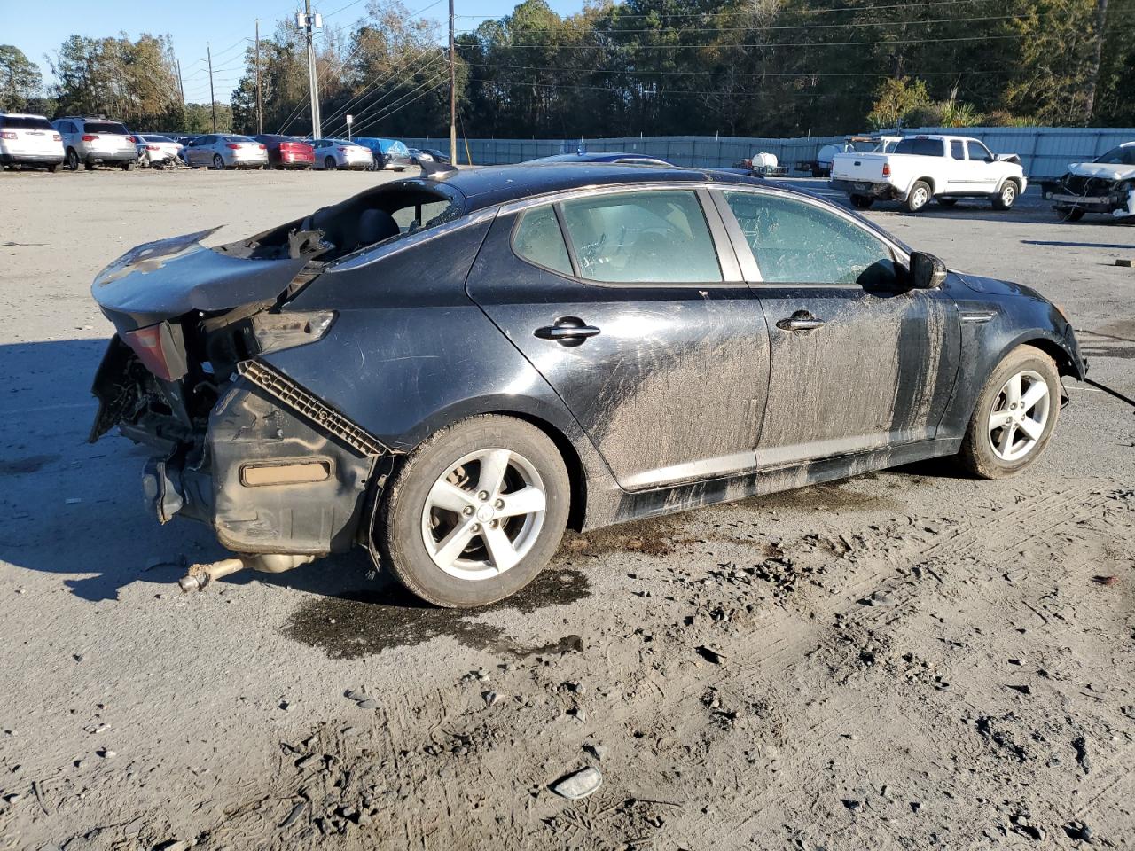 2015 KIA Optima VIN KNAGM4A7XF5660111 Copart auction photo, burn / front end damage thumbnail 3