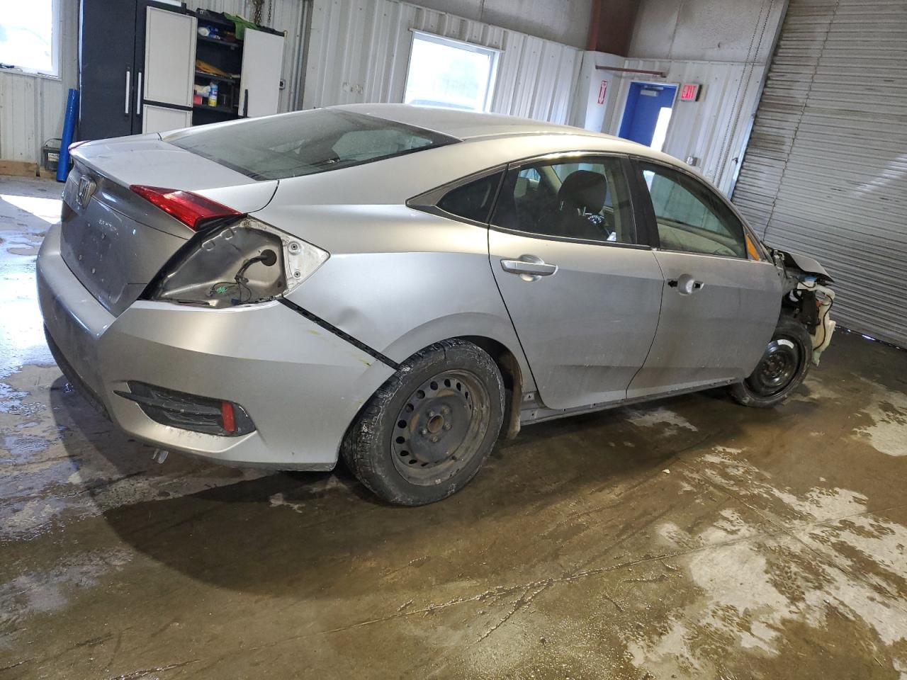 2018 Honda Civic VIN 19XFC2F58JE202593 Copart auction photo, front end / side damage thumbnail 3