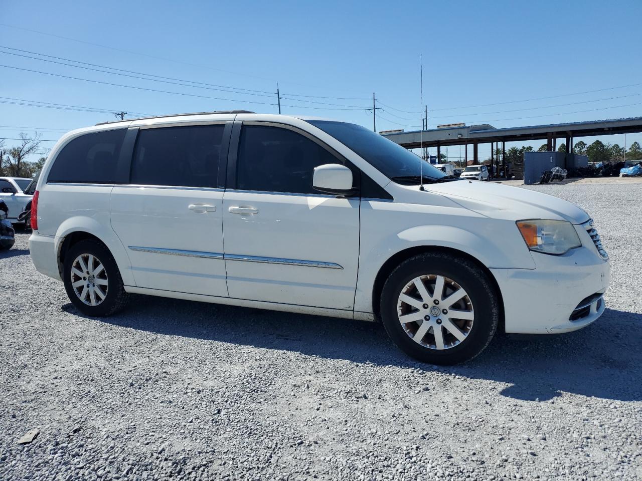 2013 Chrysler Town & Country VIN 2C4RC1BG5DR744834 Copart auction photo, front end / rear end damage thumbnail 4