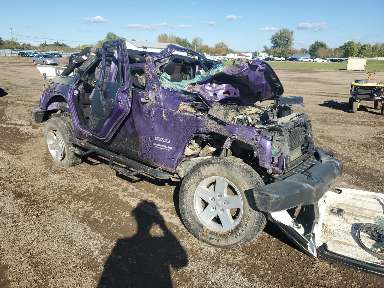 2017 Jeep Wrangler VIN 1C4BJWDG1HL742546 Copart auction photo, rollover damage thumbnail 4