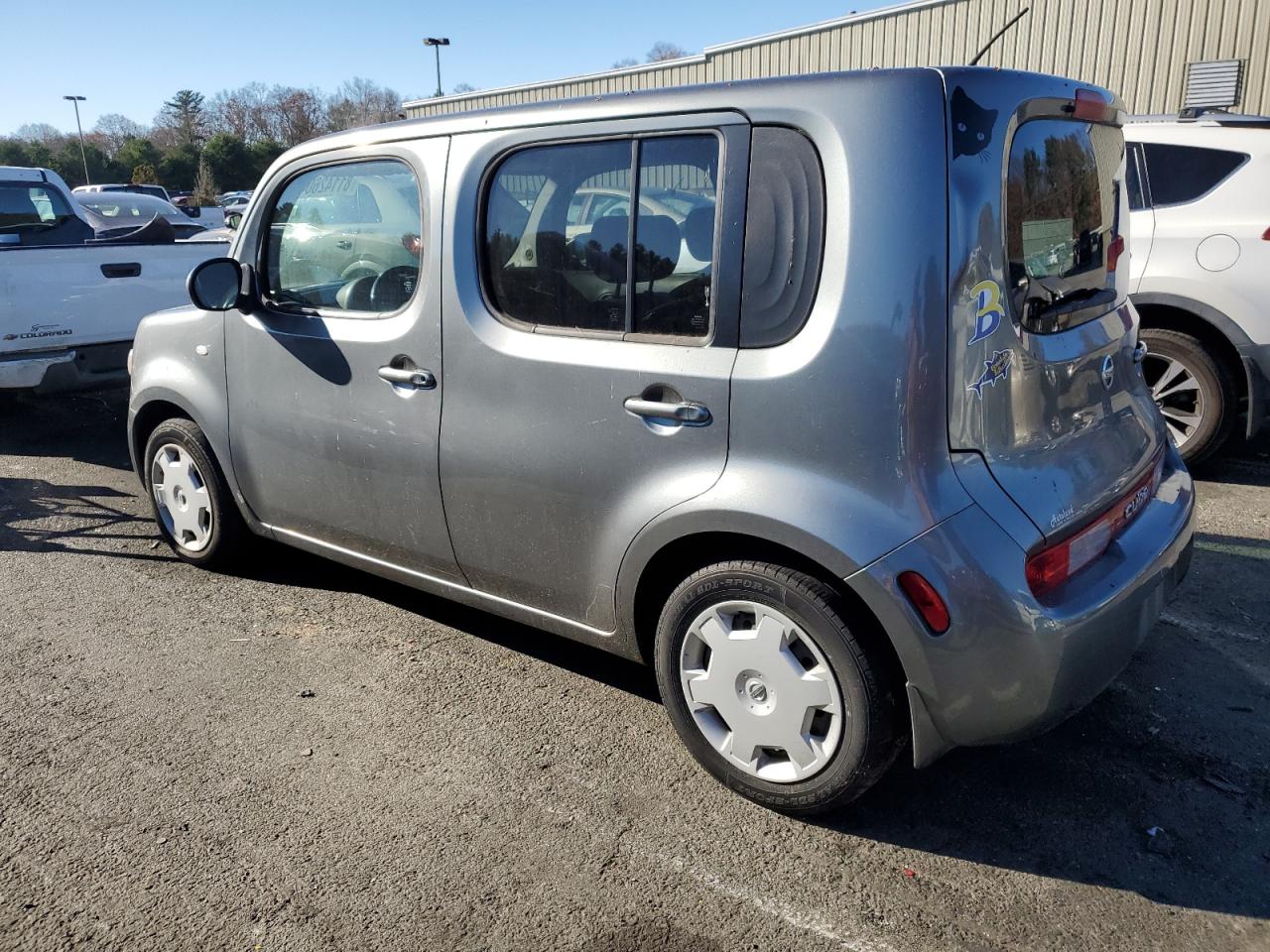 2011 Nissan Cube VIN JN8AZ2KR5BT211332 Copart auction photo, normal wear / minor dent/scratches damage thumbnail 2