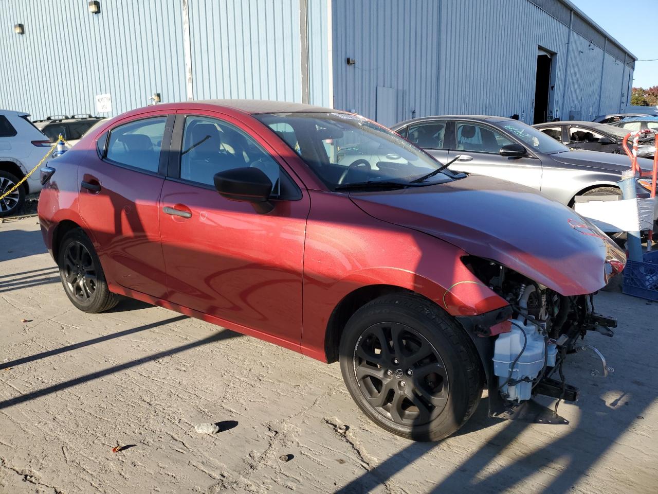 2017 Toyota Yaris VIN 3MYDLBYV7HY169858 Copart auction photo, front end damage thumbnail 4