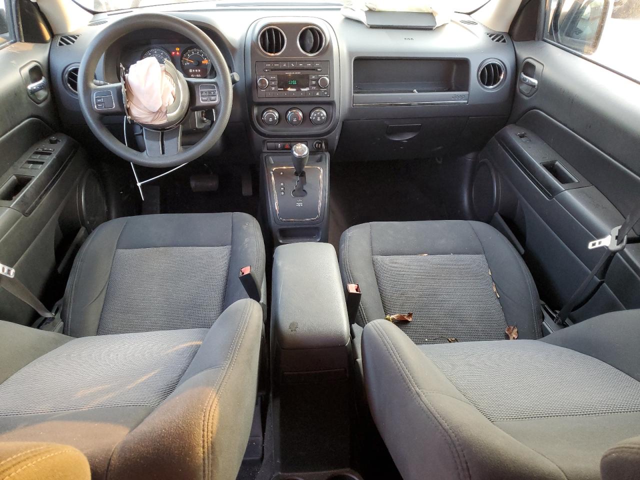 2016 Jeep Liberty (Patriot) VIN 1C4NJPBBXGD604040 Copart auction photo, front end damage thumbnail 8