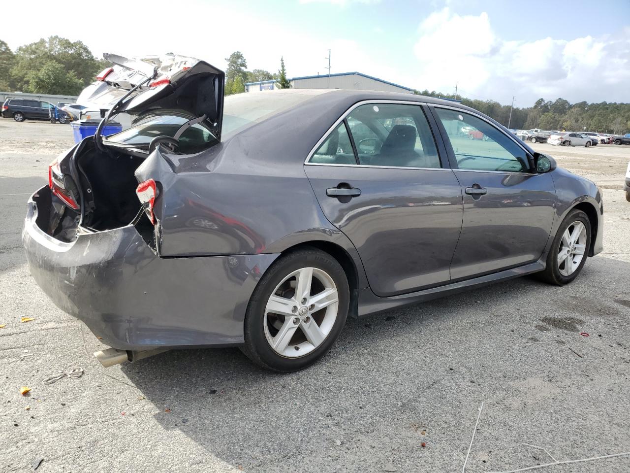 2014 Toyota Camry VIN 4T1BF1FK6EU813179 Copart auction photo, rear end / minor dent/scratches damage thumbnail 3
