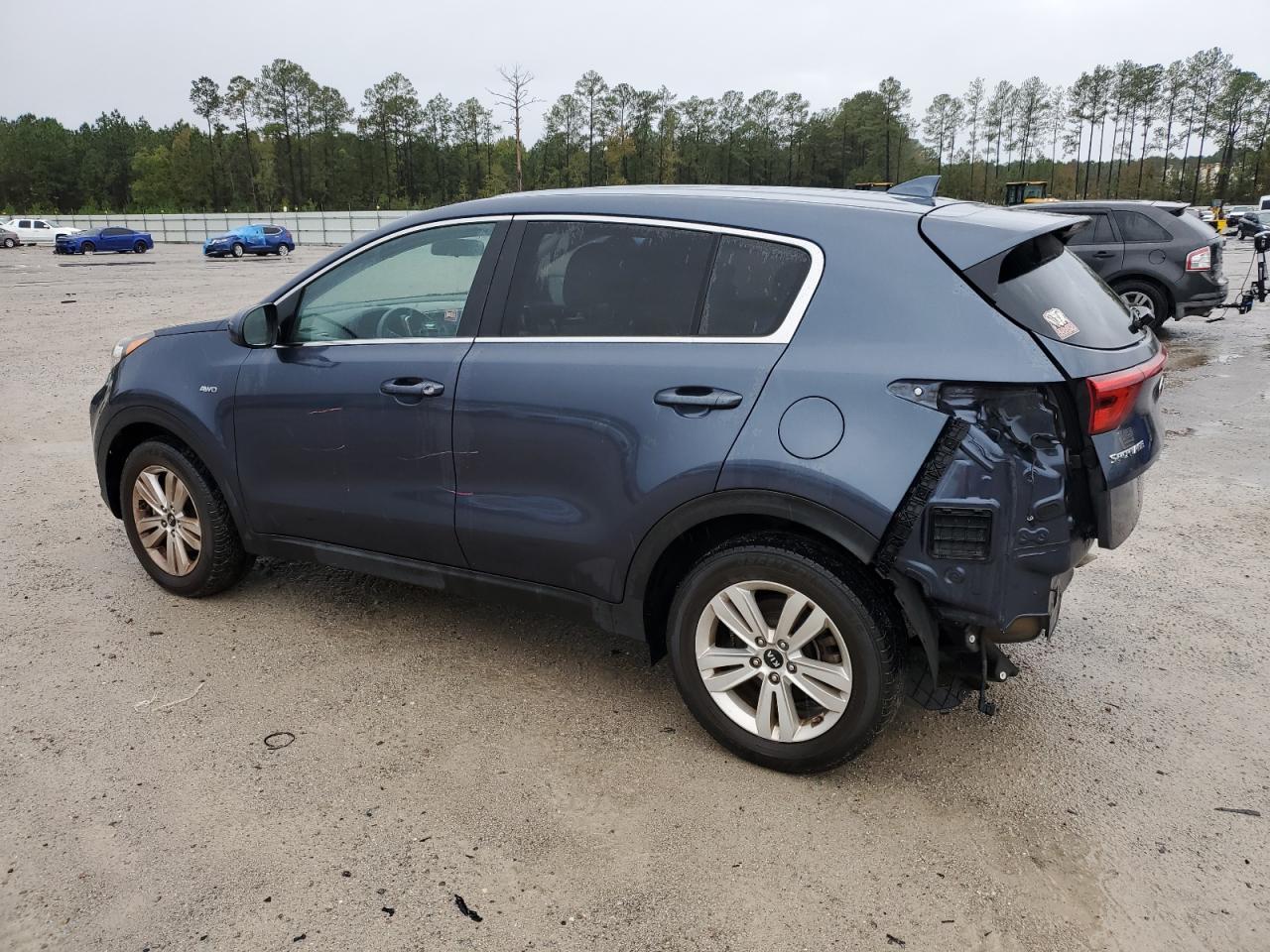 2017 KIA Sportage VIN KNDPMCAC8H7116448 Copart auction photo, rear end / side damage thumbnail 2