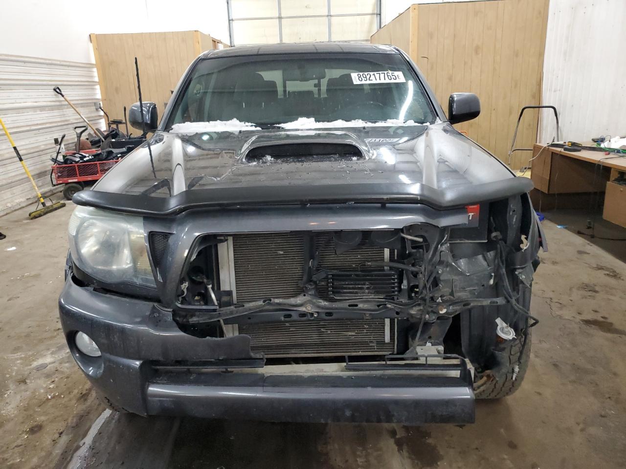 2010 Toyota Tacoma VIN 5TELU4EN5AZ690245 Copart auction photo, front end damage thumbnail 5