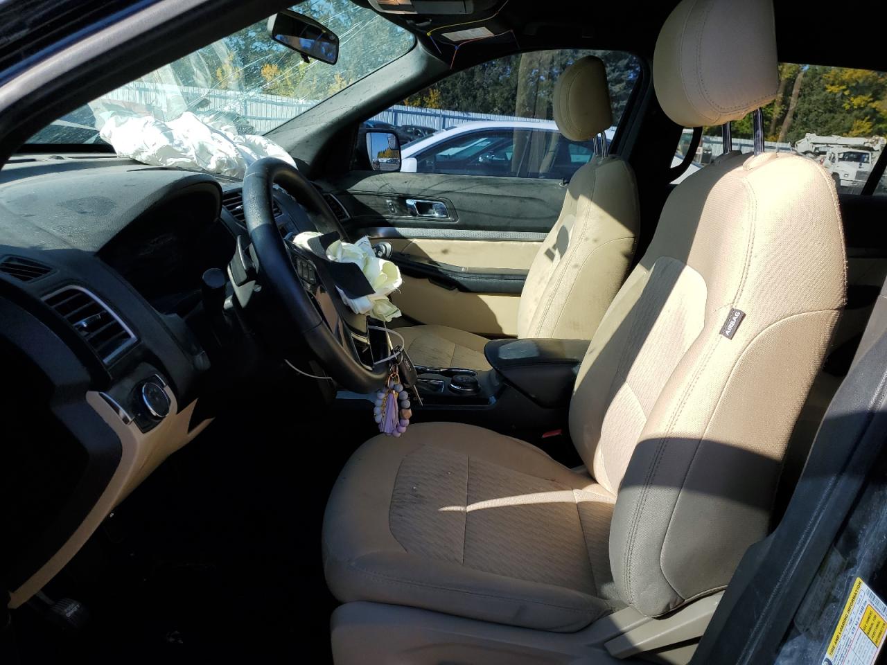 2017 Ford Explorer VIN 1FM5K8B86HGD87332 Copart auction photo, front end / minor dent/scratches damage thumbnail 7