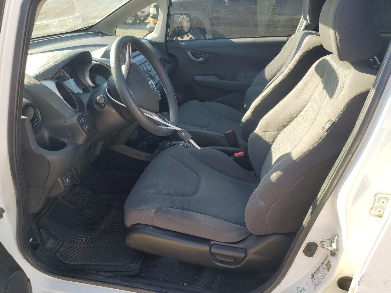 2013 Honda Fit VIN JHMGE8H37DC049700 Copart auction photo, side / rear end damage thumbnail 7