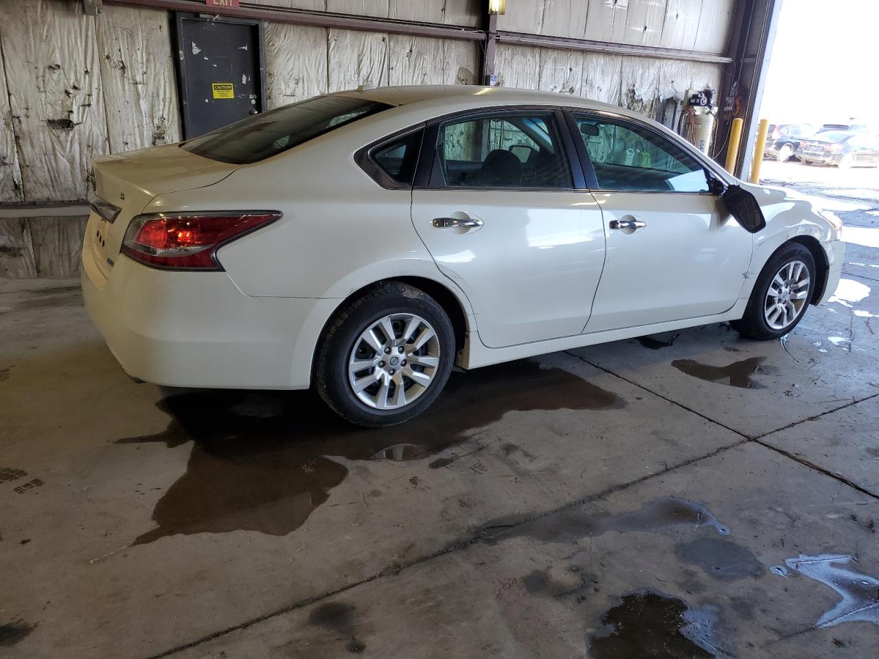2014 Nissan Altima VIN 1N4AL3AP8EC143783 Copart auction photo, front end / minor dent/scratches damage thumbnail 3