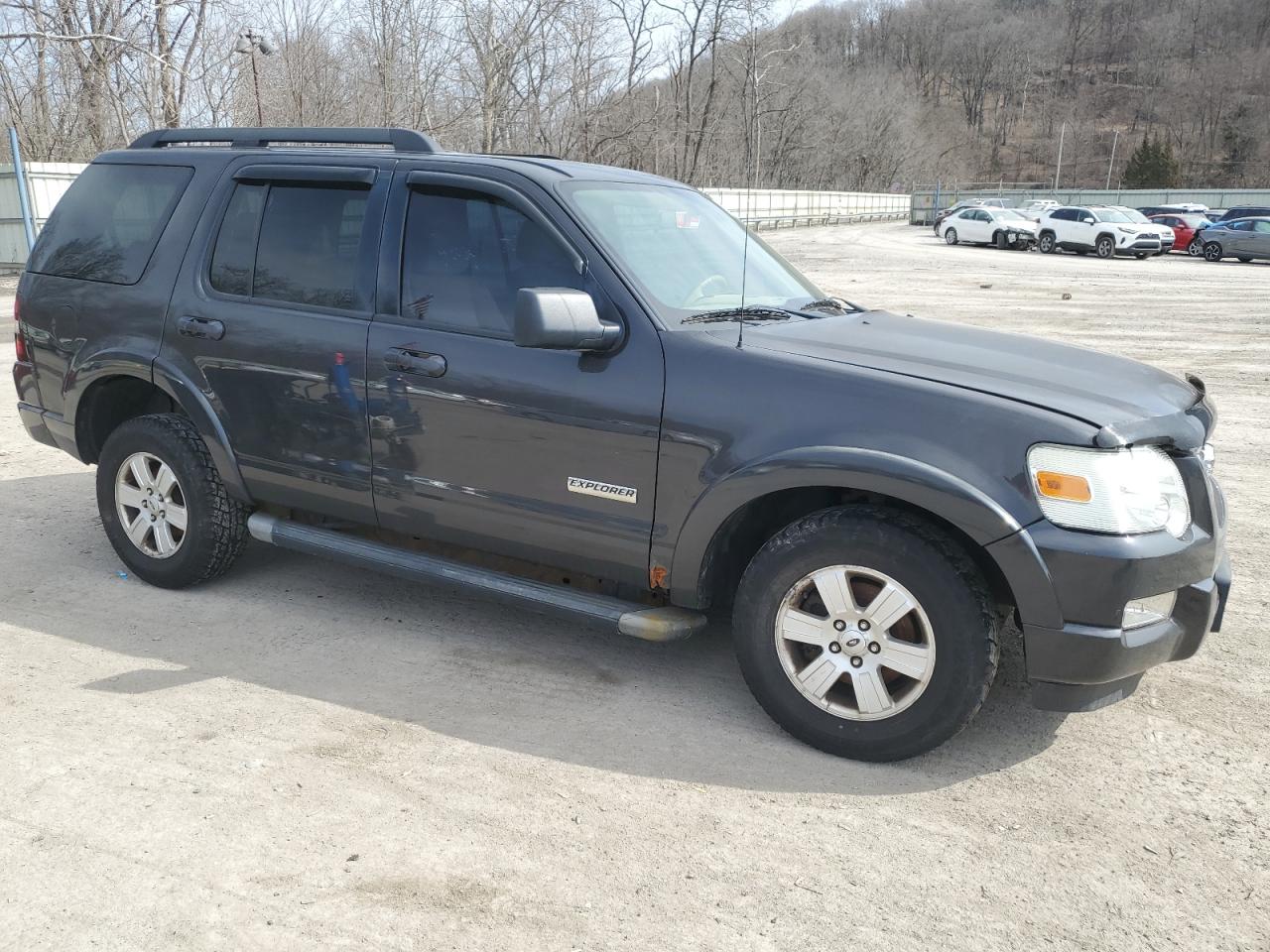 2007 Ford Explorer VIN 1FMEU73E27UB88111 Copart auction photo, front end / side damage thumbnail 4