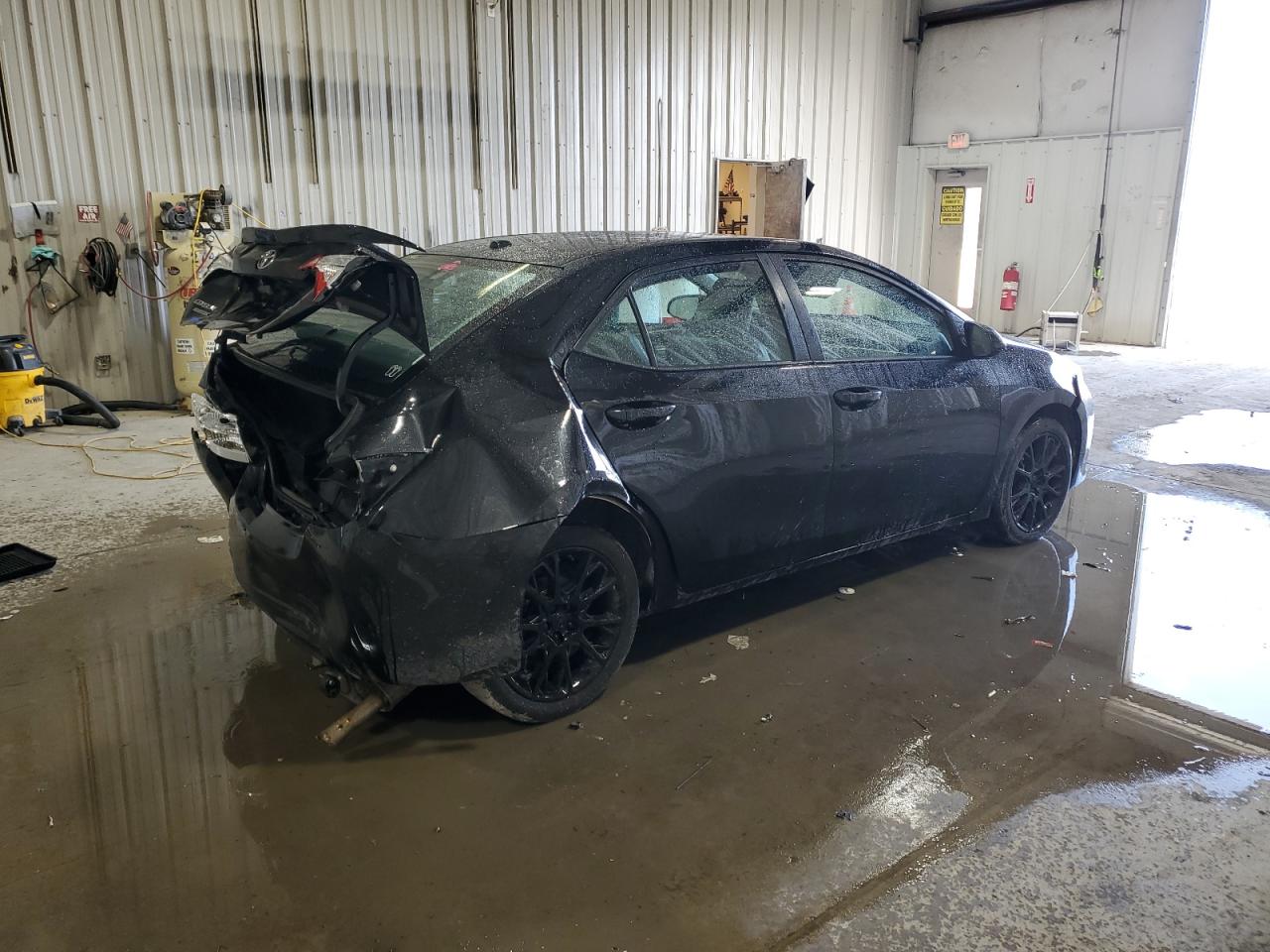 2016 Toyota Corolla VIN 2T1BURHE2GC501568 Copart auction photo, rear end / side damage thumbnail 3