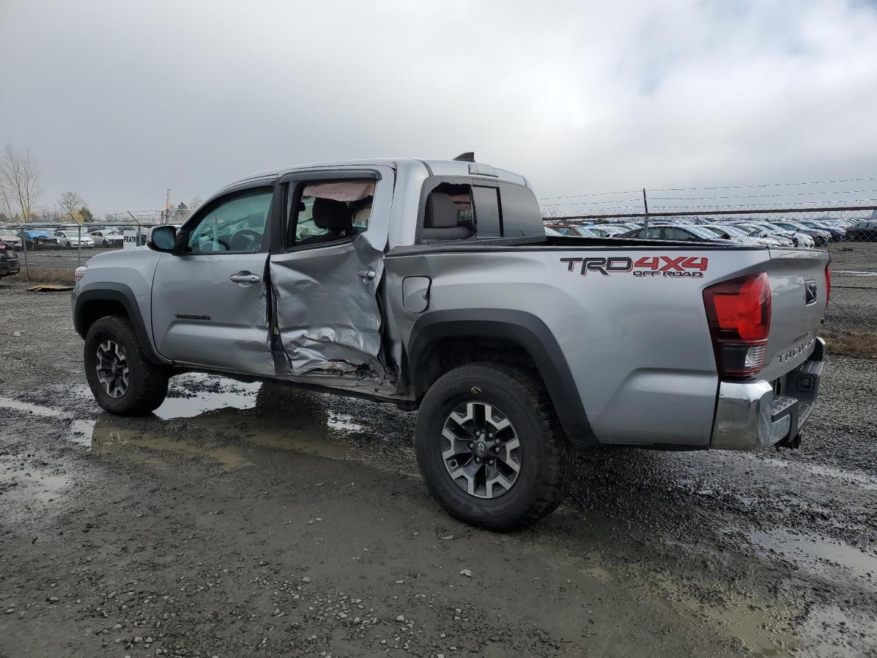 2019 Toyota Tacoma VIN 3TMCZ5AN8KM260852 Copart auction photo, side / rear end damage thumbnail 2
