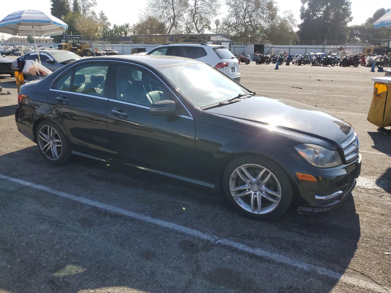 2012 Mercedes-Benz C-klasse VIN WDDGF8BB9CF925930 Copart auction photo, mechanical / minor dent/scratches damage thumbnail 4