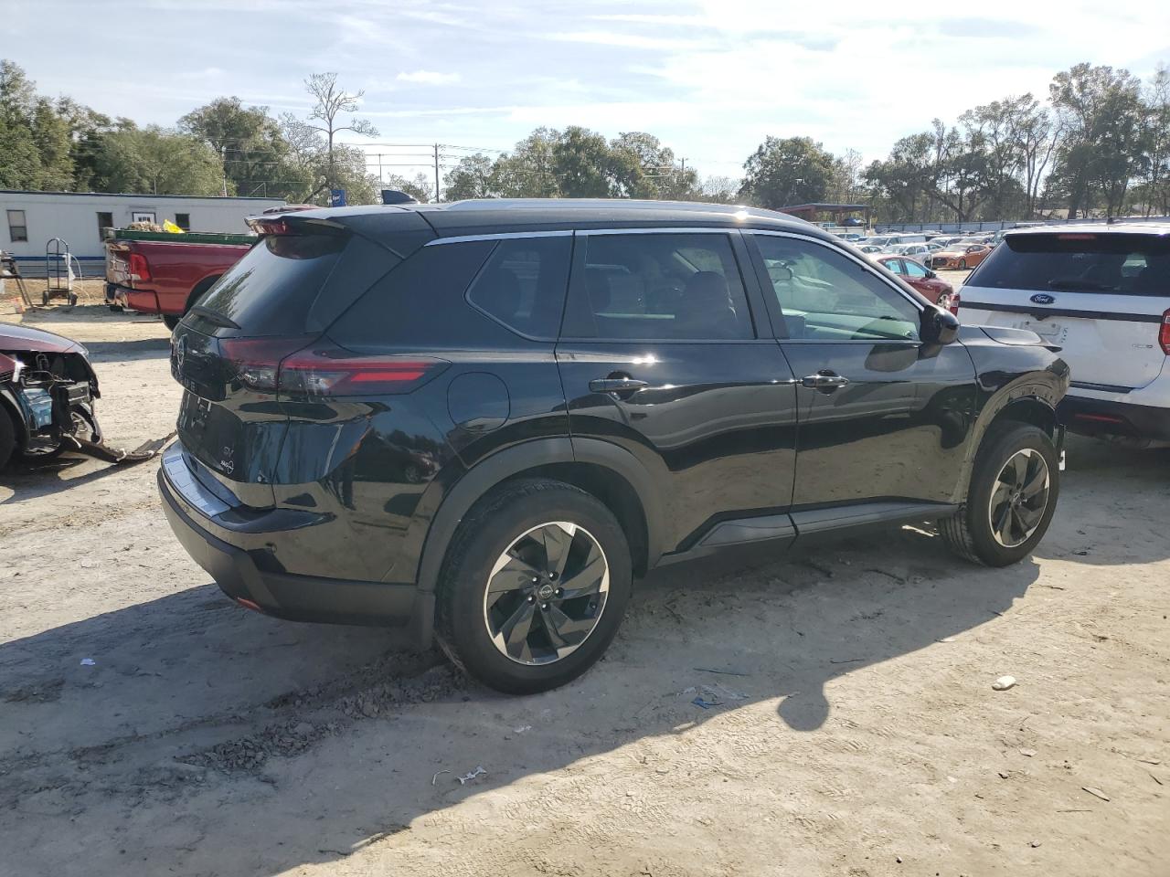 2024 Nissan Rogue VIN 5N1BT3BA5RC724233 Copart auction photo, front end damage thumbnail 3