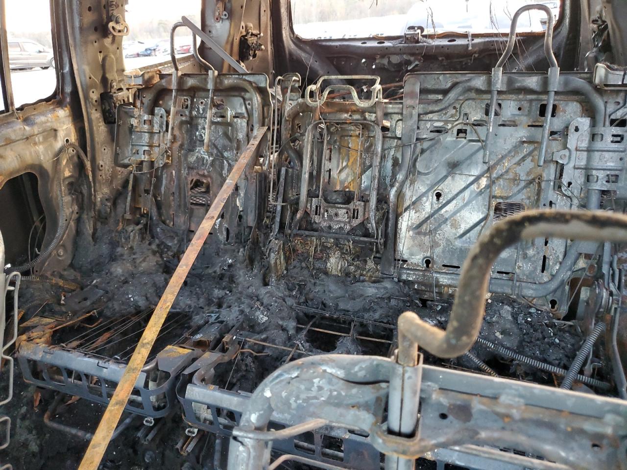 2015 Honda Pilot VIN 5FNYF4H20FB071014 Copart auction photo, burn damage thumbnail 10