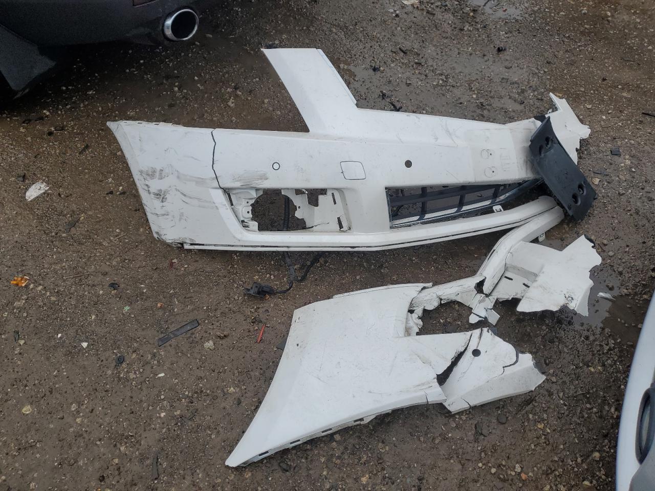 2011 Cadillac SRX VIN 3GYFNDEY5BS601590 Copart auction photo, front end / rear end damage thumbnail 12