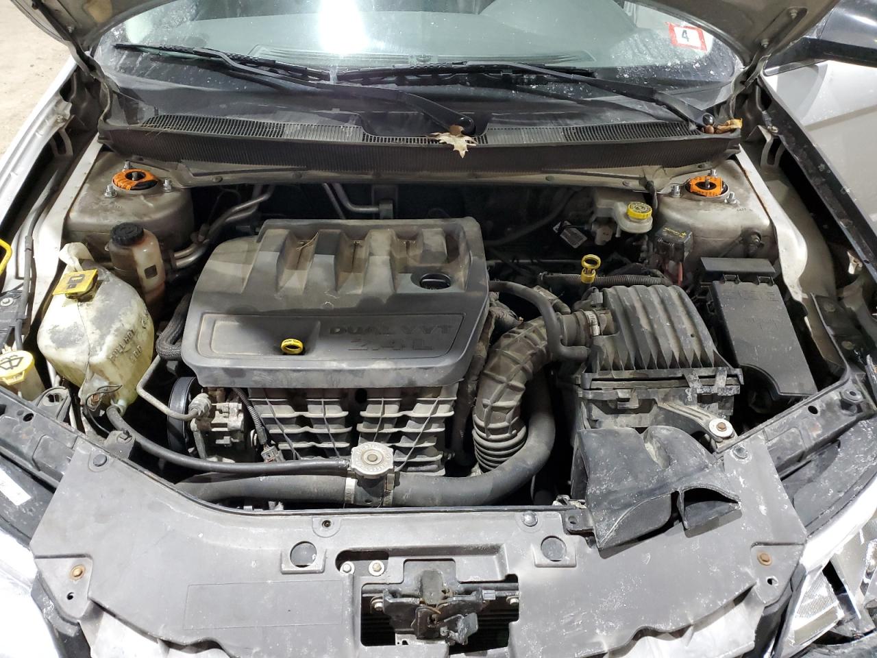 2010 Chrysler Sebring VIN 1C3CC5FB2AN138237 Copart auction photo, front end / minor dent/scratches damage thumbnail 12