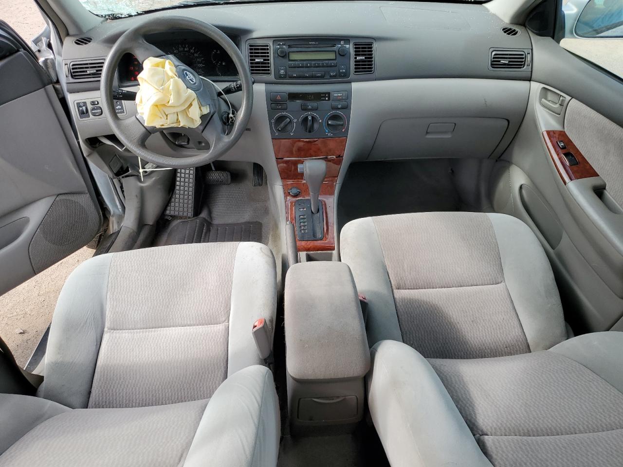 2008 Toyota Corolla VIN 1NXBR30E48Z040089 Copart auction photo, front end / side damage thumbnail 8