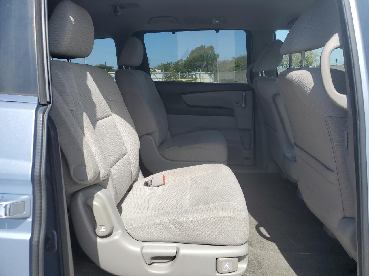 2013 Honda Odyssey VIN 5FNRL5H44DB021590 Copart auction photo, front end / minor dent/scratches damage thumbnail 12