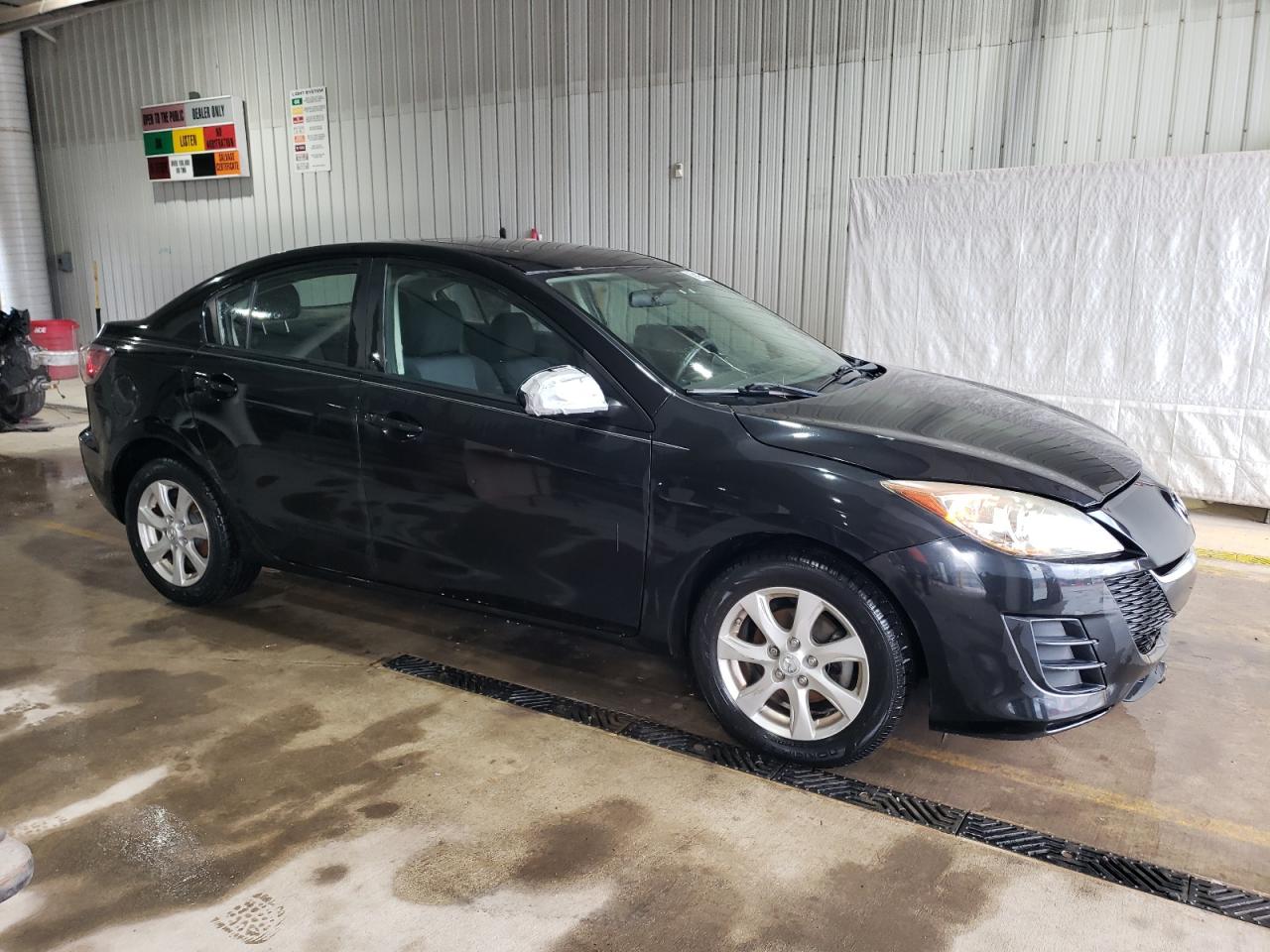 2010 Mazda 3 VIN JM1BL1SG6A1146236 Copart auction photo, rear end / minor dent/scratches damage thumbnail 4